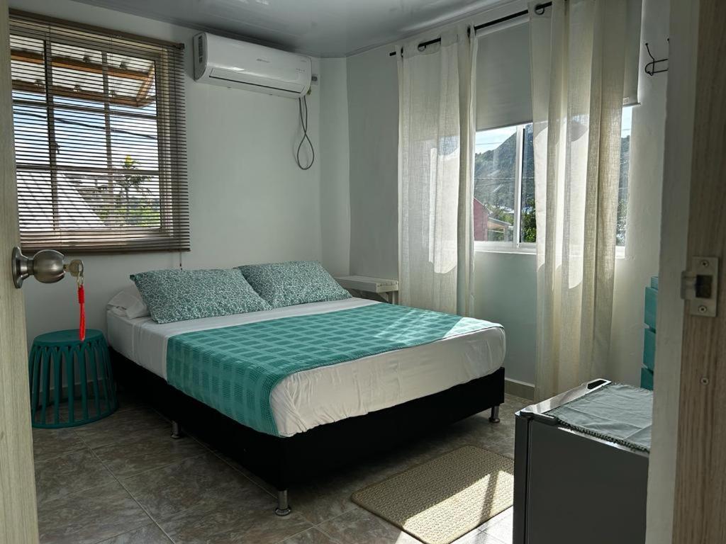 Hotel Miss Francias Home Santa Catalina Island Eksteriør bilde
